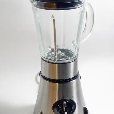 Licuadora Imusa 1200W vaso de plástico tritan 1.25 L