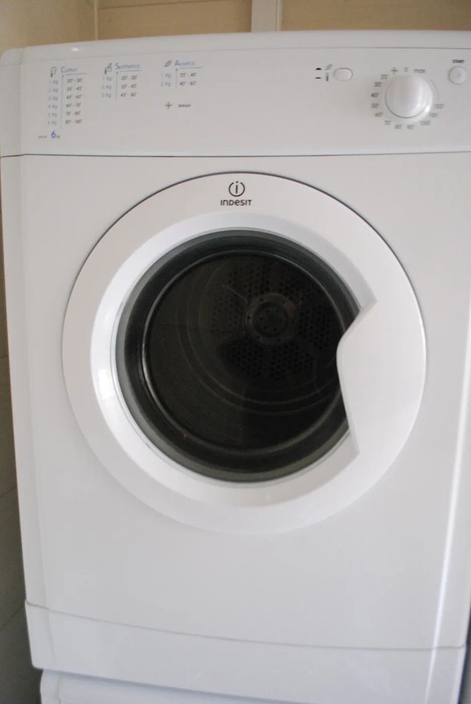 Secadora Midea Eléctrica 26 libras